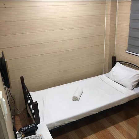 Maine City Residences Leveriza Пасай Екстериор снимка