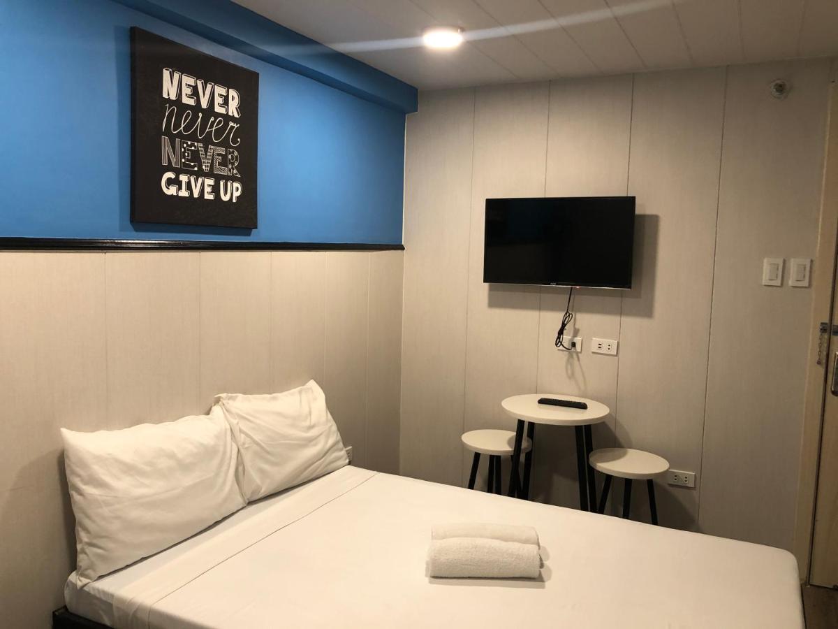 Maine City Residences Leveriza Пасай Екстериор снимка