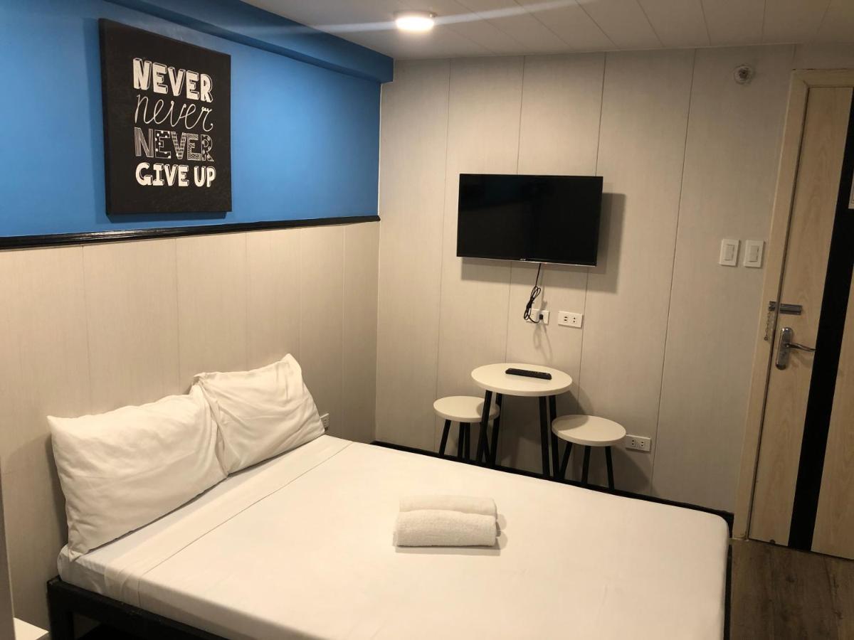Maine City Residences Leveriza Пасай Екстериор снимка