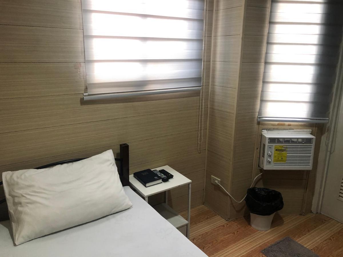 Maine City Residences Leveriza Пасай Екстериор снимка